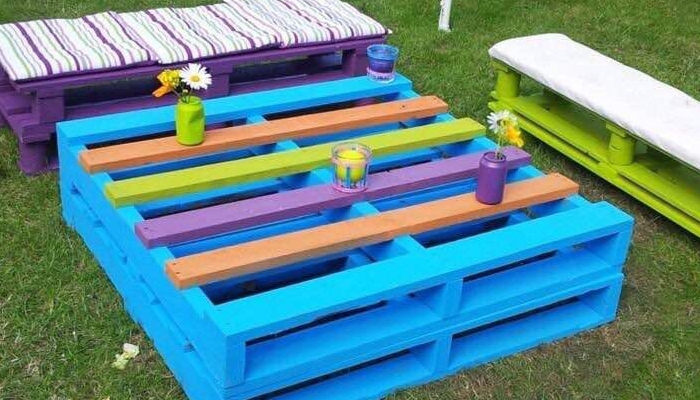 Futées Palettes, la start-up qui transforme les déchets de bois en meubles